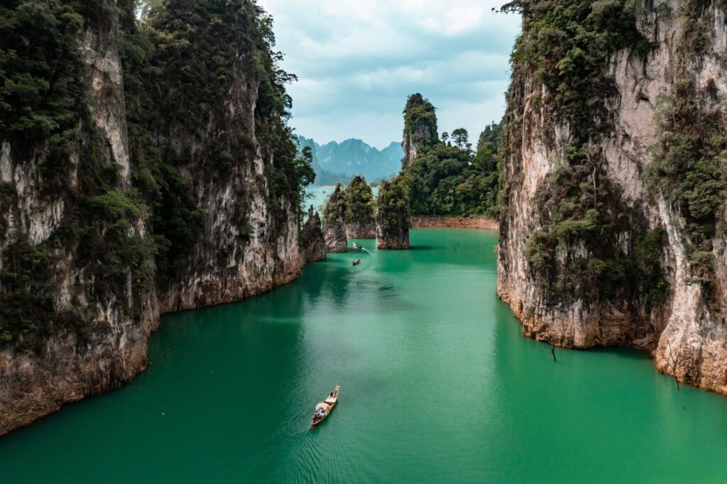 Khao Sok Nationalpark Drone Shot - Khao Lak Tours